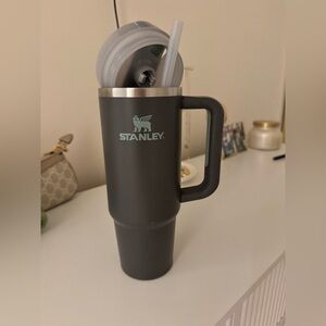 The Quencher H2.0 Flowstate™ Tumbler | 30 OZ